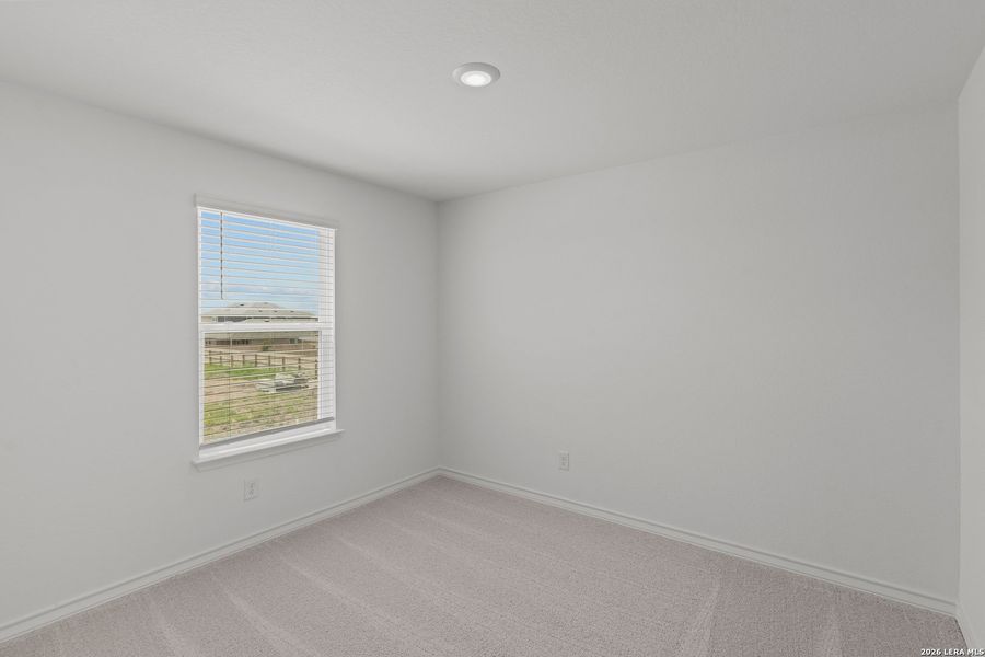 Spacious, unfurnished interior of a new home in Dove Song, Marion (Image 27).