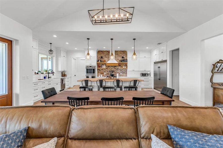 Furnished interior view inside a new home in , Arcadia (Image 54).