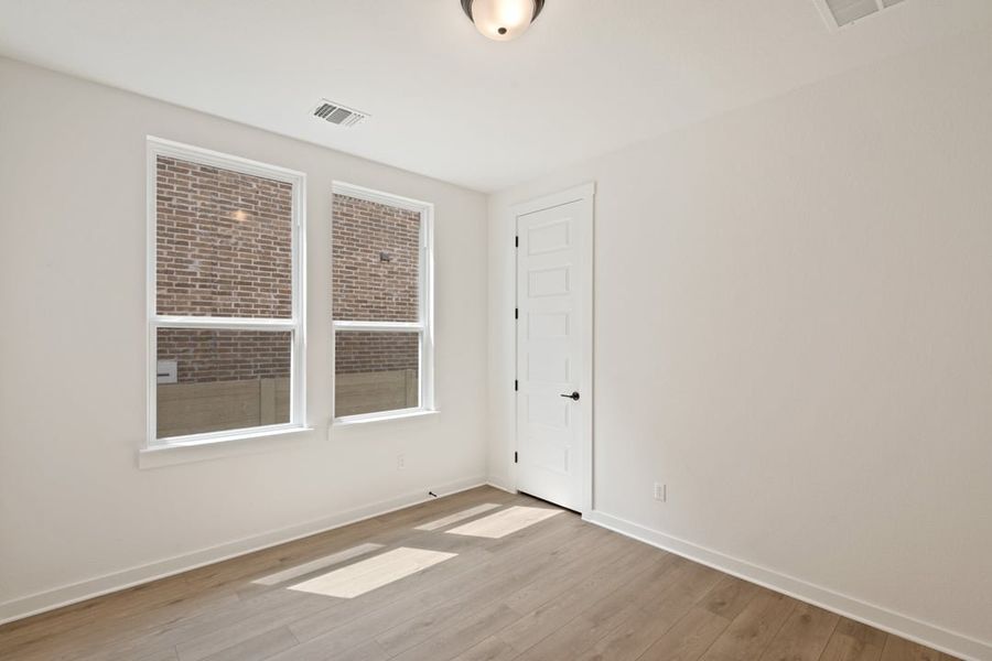 Spacious, unfurnished interior of a new home in Park Collection At Wolf Ranch, Georgetown (Image 20). Spacious, unfurnished interior of a new home in Park Collection At Wolf Ranch, Georgetown (Image 20).