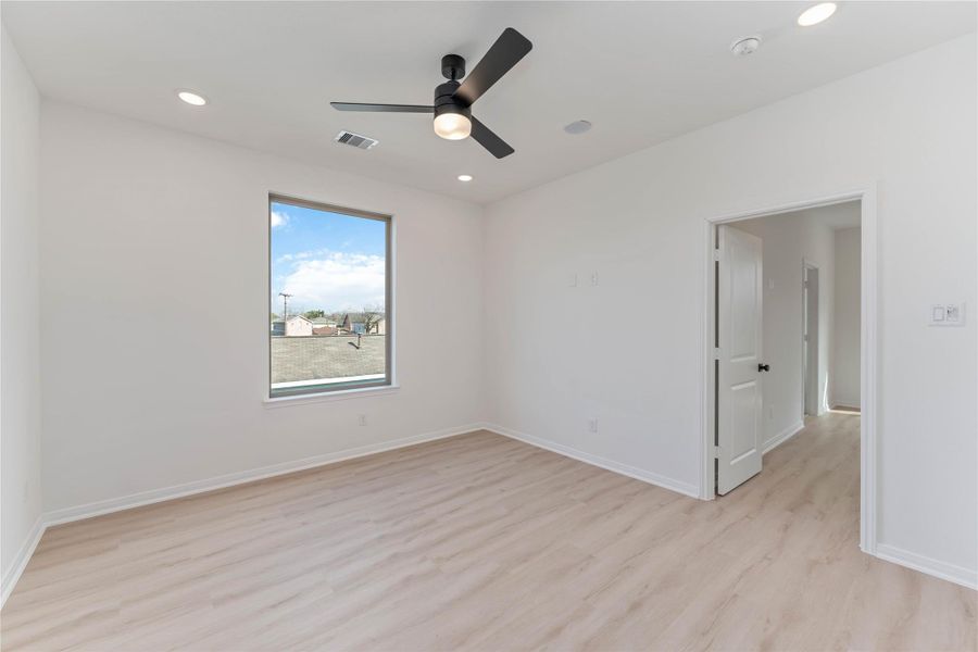Spacious, unfurnished interior of a new home in , Houston (Image 35). Spacious, unfurnished interior of a new home in , Houston (Image 35).