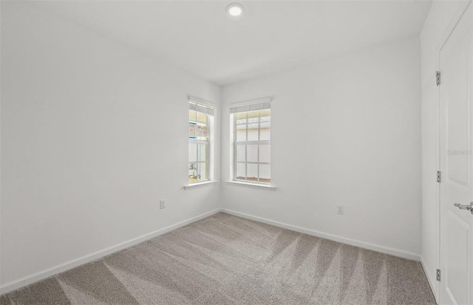 Spacious, unfurnished interior of a new home in Reagan Landing, Bradenton (Image 17).