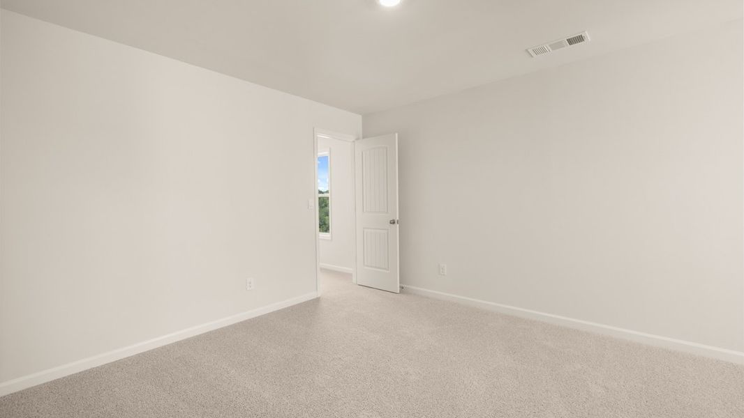 Representative unfurnished interior of a home built from the Lynnbrook by D.R. Horton in Hamptons at Riverwood East, Dallas (Image 28).