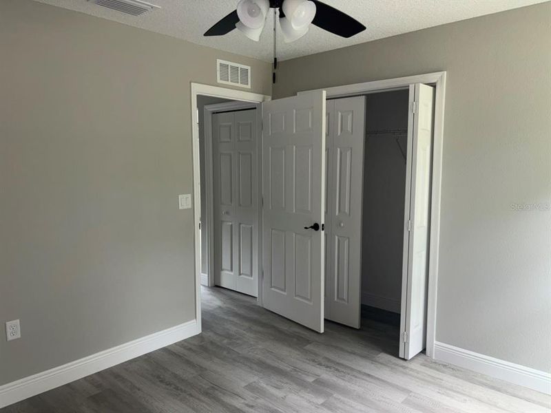 Spacious, unfurnished interior of a new home in , Dunnellon (Image 13).