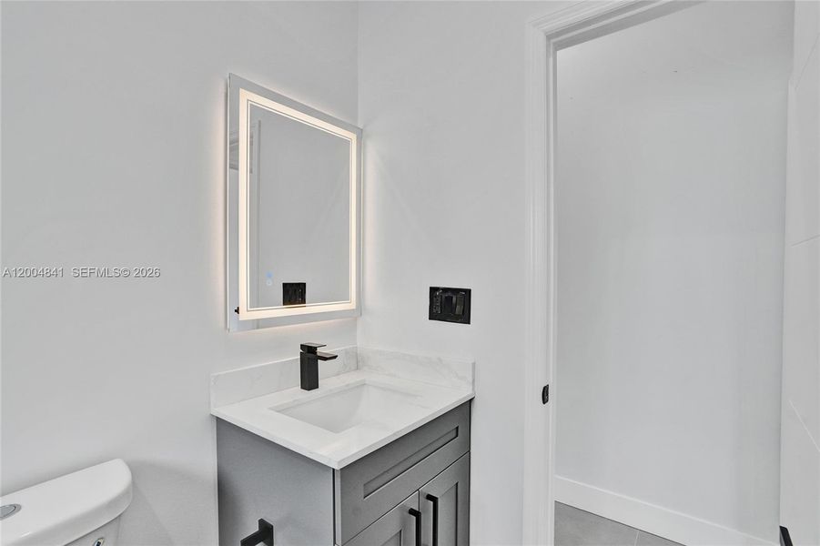 Furnished interior view inside a new home in , Miramar (Image 8).