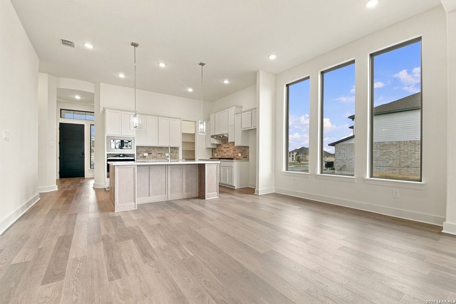Furnished interior view inside a new home in Haby Hill 50s, San Antonio (Image 11).