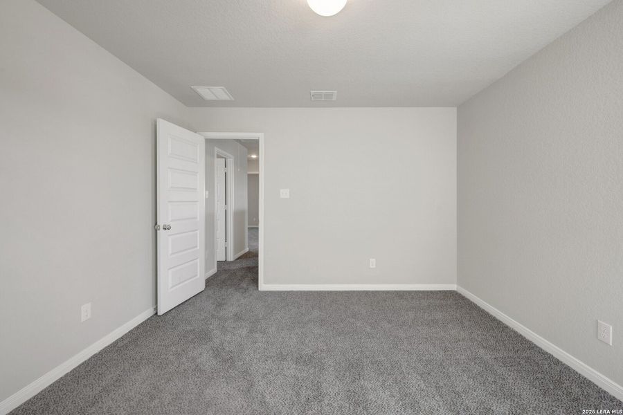 Spacious, unfurnished interior of a new home in Paloma Park, Converse (Image 38).