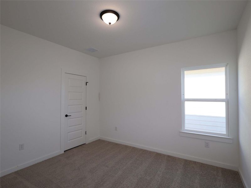 Spacious, unfurnished interior of a new home in Barksdale, Leander (Image 20).