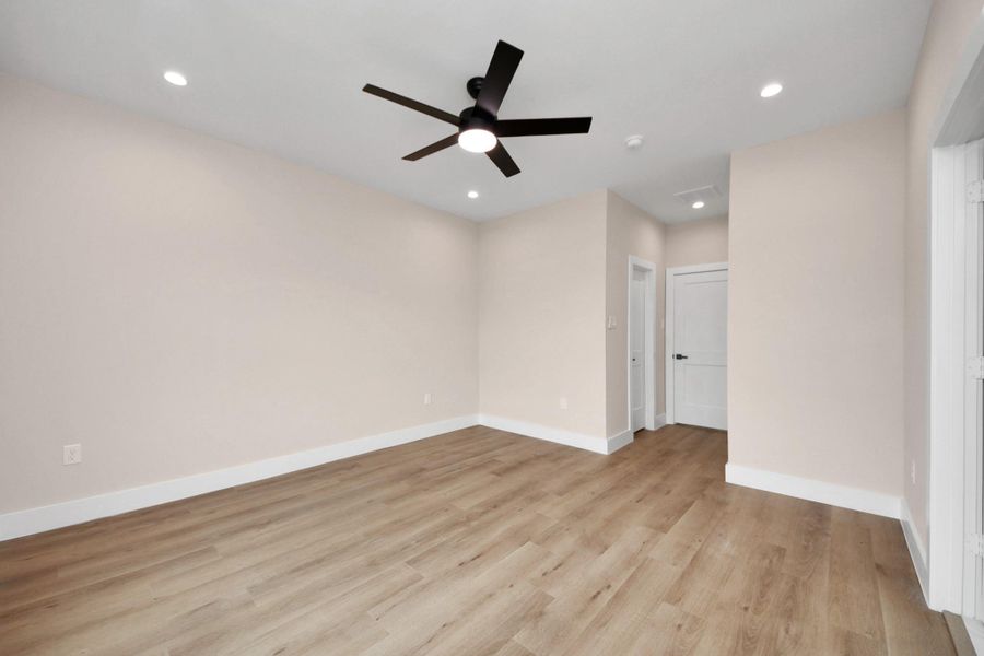 Spacious, unfurnished interior of a new home in , Houston (Image 17). Spacious, unfurnished interior of a new home in , Houston (Image 17).