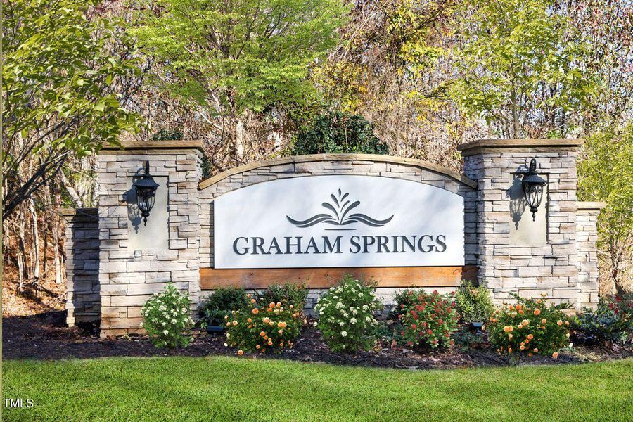 KBRAL_Graham_Springs_Monument_4793 (1)