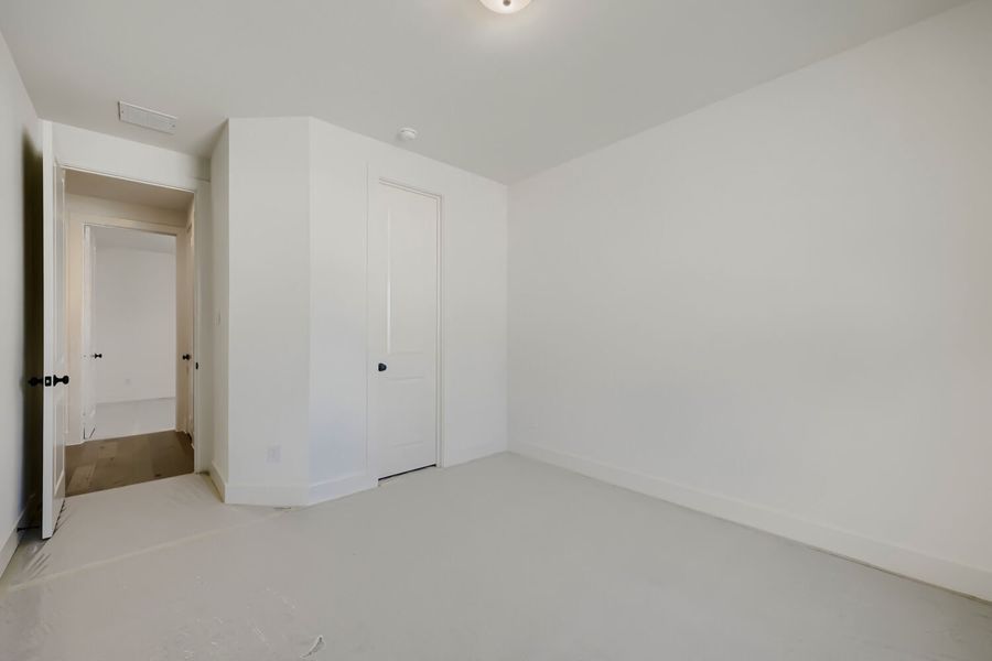 1811 Flowerfield - Bedroom 1811 Flowerfield - Bedroom