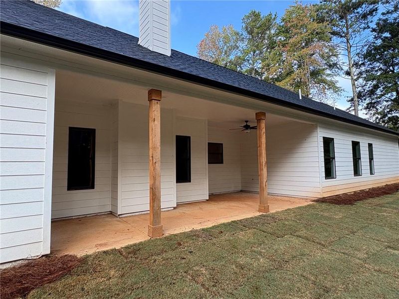 Exterior details and patio area of a home in , Dallas (Image 27).