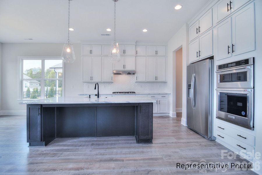 Furnished interior view inside a new home in Edmunds Farm, Clover (Image 10).