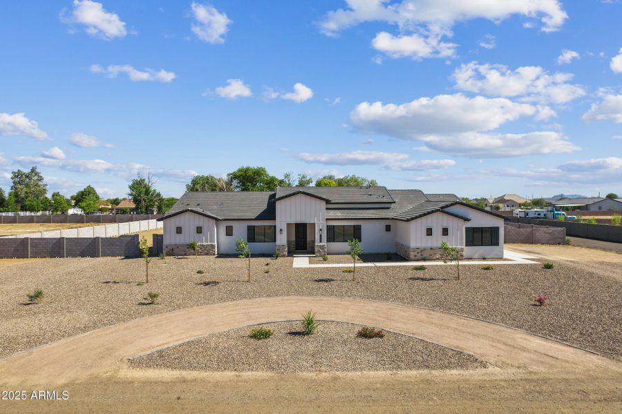 3933 E Freeman Ln-59