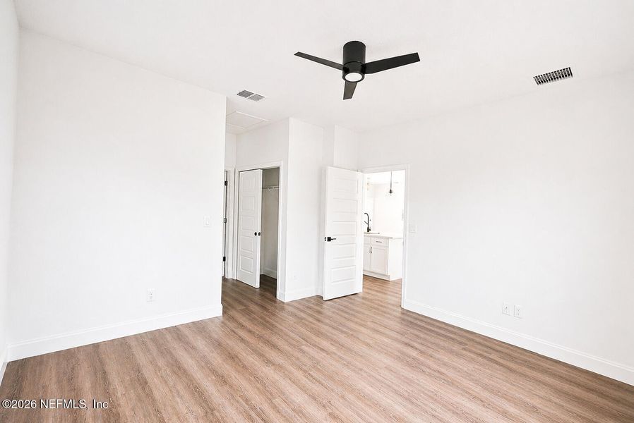 Spacious, unfurnished interior of a new home in , Palm Coast (Image 34).