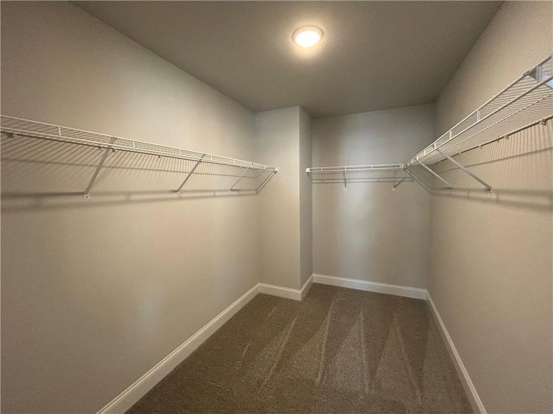 Spacious, unfurnished interior of a new home in Somerset at Riverbrook, Gainesville (Image 17).