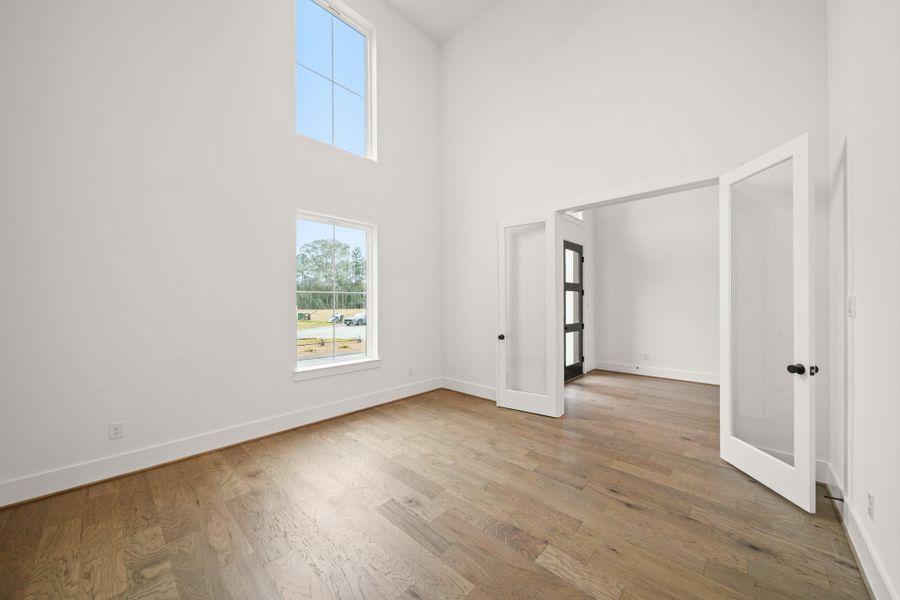 Spacious, unfurnished interior of a new home in Colton, Todd Mission (Image 24). Spacious, unfurnished interior of a new home in Colton, Todd Mission (Image 24).