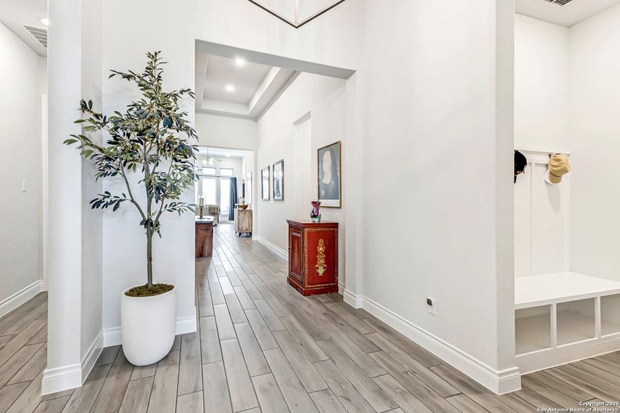 Furnished interior view inside a new home in , Bulverde (Image 33). Furnished interior view inside a new home in , Bulverde (Image 33).