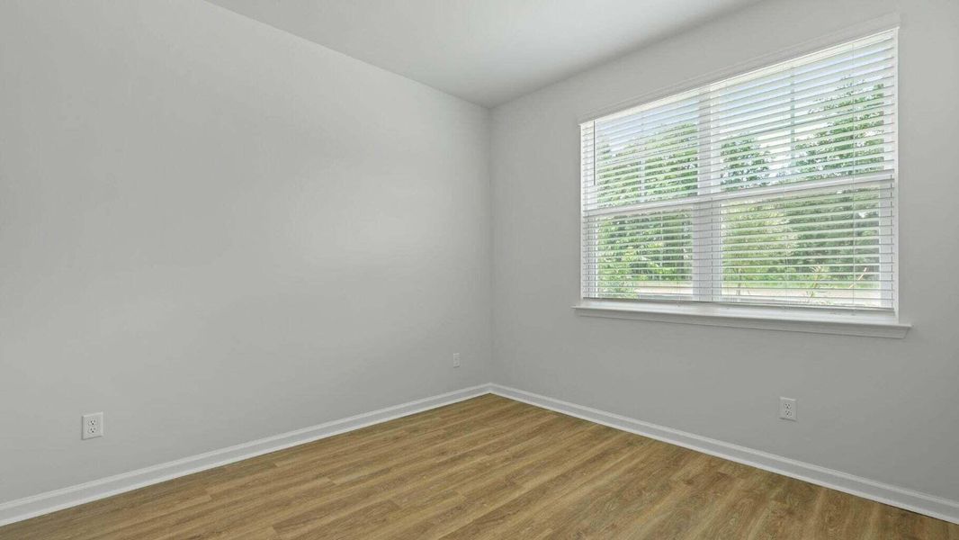 Spacious, unfurnished interior of a new home in , Summerville (Image 24).