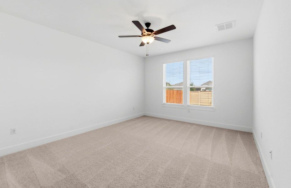 Spacious, unfurnished interior of a new home in Lagos, Manor (Image 11).