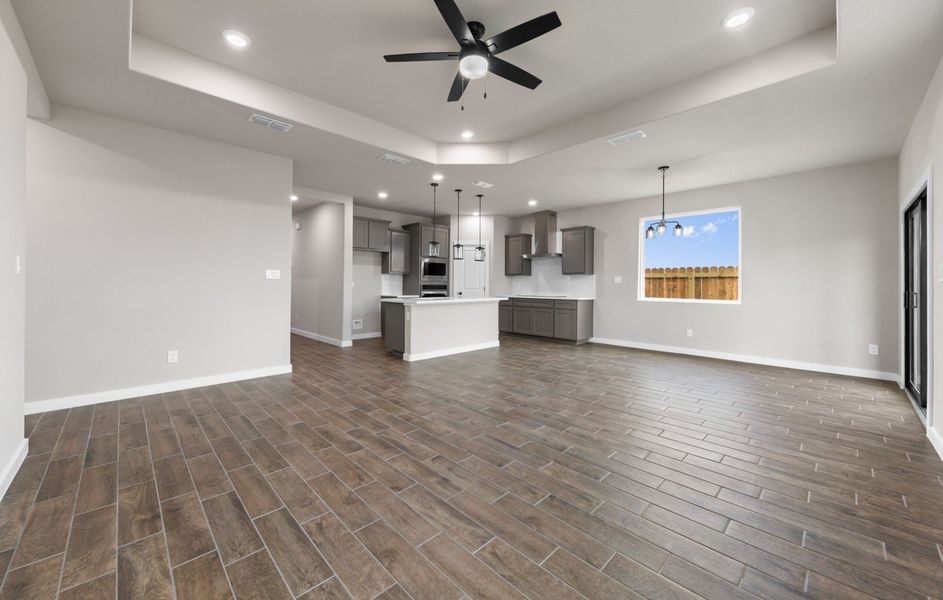 Representative unfurnished interior of a home built from the Sophora by Hakes Brothers in Paloma Ranch, Harlingen (Image 13).