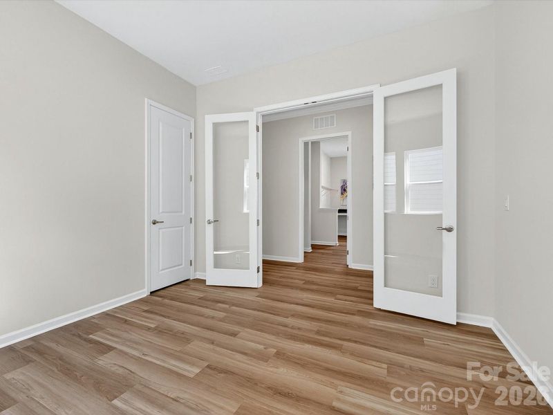 Spacious, unfurnished interior of a new home in Encore at Streamside - Classic Series, Waxhaw (Image 15).