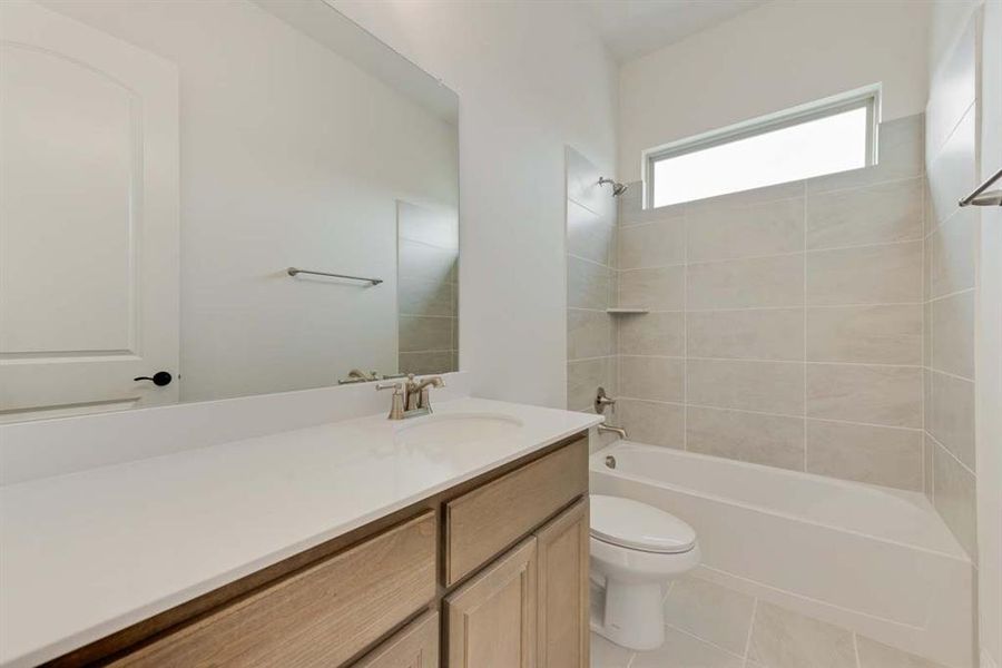 Representative Photo Aberdeen II_23