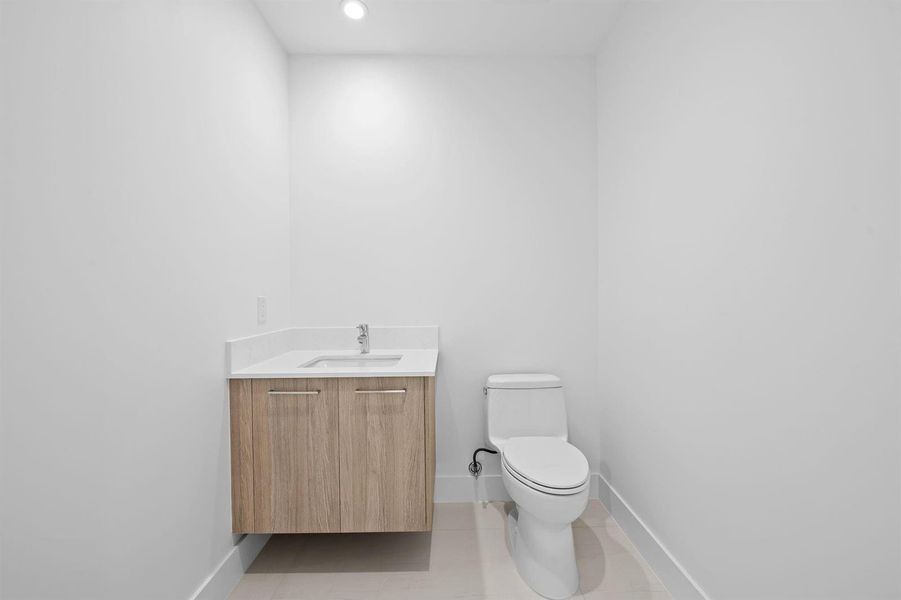Powder room Powder room