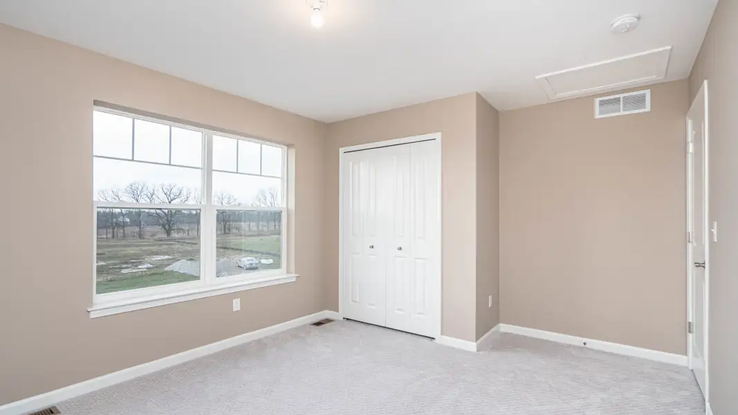 Representative unfurnished interior of a home built from the The Middleton by Norfolk Homes in Offsite Builds Southern Michigan, Ann Arbor (Image 49).