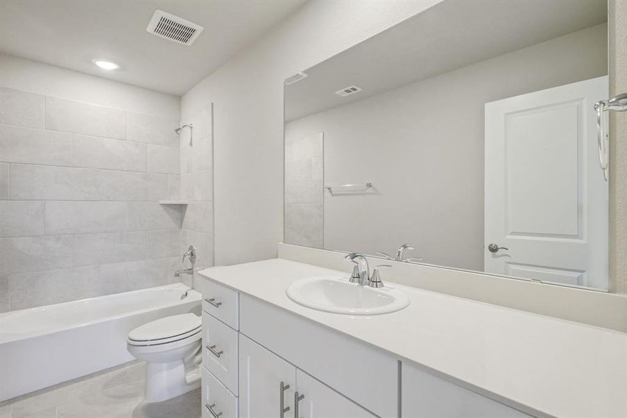 Photo is not of the actual home, but is an inspirational photo of builder’s model home and may depict options, furnishings, and/or decorator features that are not included. Photo is not of the actual home, but is an inspirational photo of builder’s model home and may depict options, furnishings, and/or decorator features that are not included.