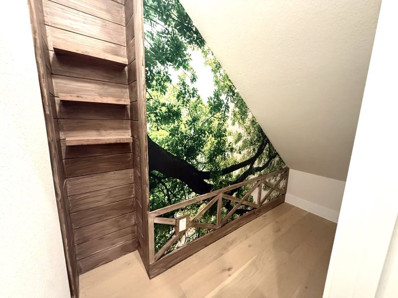 Exterior details and patio area of a home in Parmer Ranch, Georgetown (Image 3).