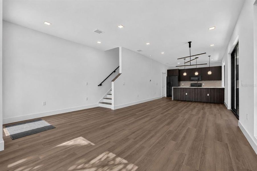 Spacious, unfurnished interior of a new home in , St. Petersburg (Image 12). Spacious, unfurnished interior of a new home in , St. Petersburg (Image 12).