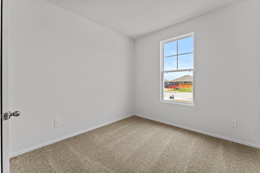 Spacious, unfurnished interior of a new home in , Kyle (Image 9).