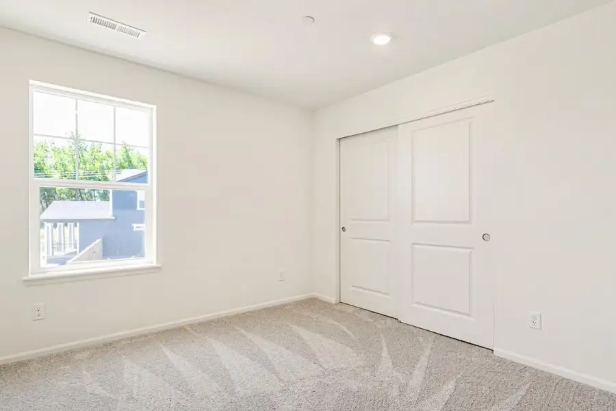 Spacious, unfurnished interior of a new home in The Nest Reserve at Canyon Creek, Erie (Image 20). Spacious, unfurnished interior of a new home in The Nest Reserve at Canyon Creek, Erie (Image 20).