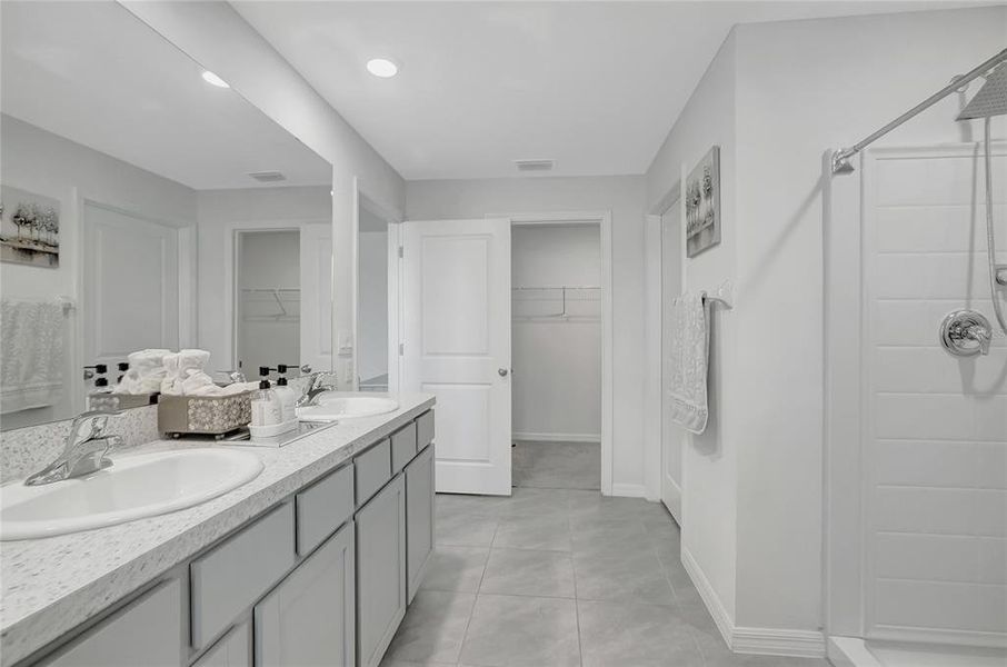 Furnished interior view inside a new home in , Tampa (Image 32). Furnished interior view inside a new home in , Tampa (Image 32).