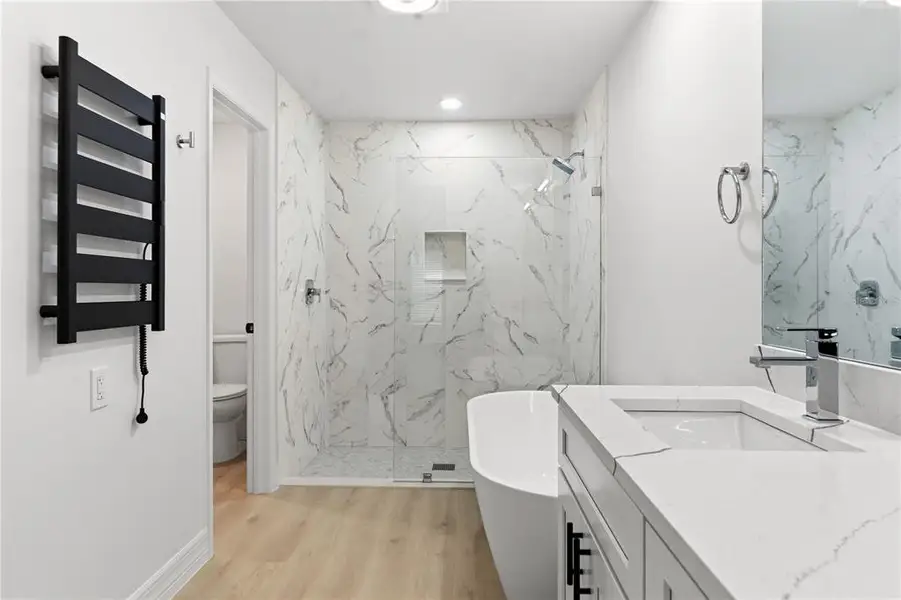 Furnished interior view inside a new home in , Weeki Wachee (Image 9).