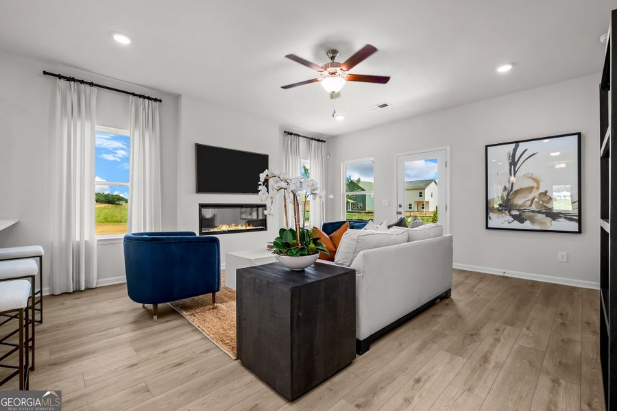 Furnished interior view inside a new home in Cobblestone Crossing Commons, Warner Robins (Image 13).