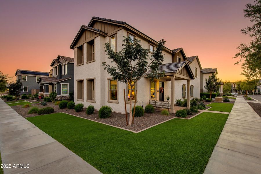 1935 W Lariat Lane 1935 W Lariat Lane