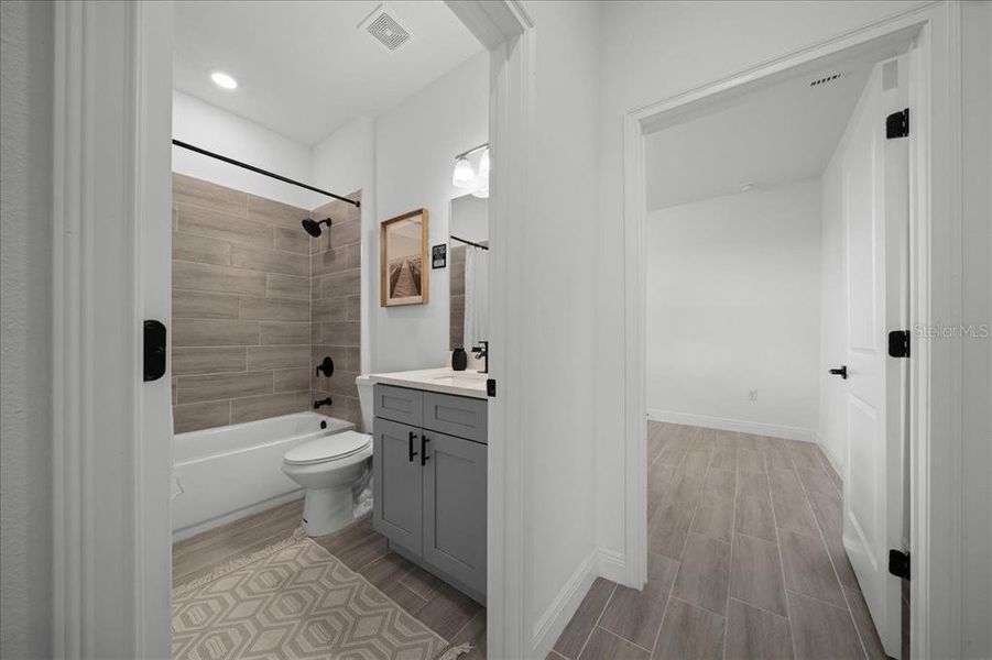 Furnished interior view inside a new home in , Ocala (Image 39).
