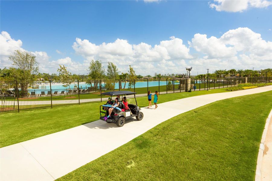 Community amenities in Sunterra, Katy (Image 30).