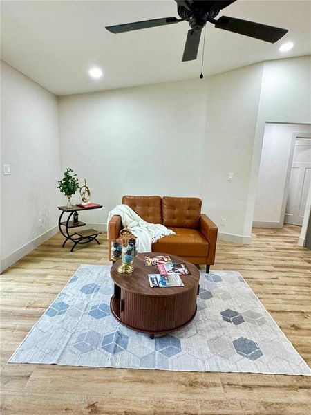 Furnished interior view inside a new home in , Ocala (Image 20).