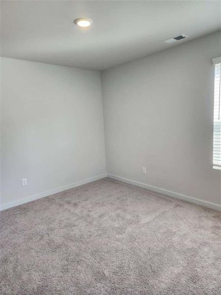 Spacious, unfurnished interior of a new home in , Douglasville (Image 16).