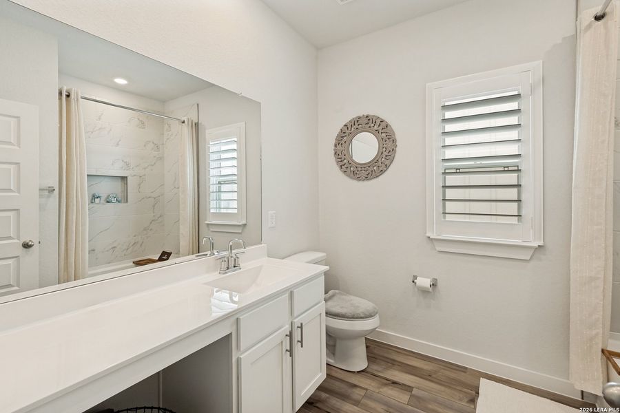 Furnished interior view inside a new home in Weltner Farms 50’s, New Braunfels (Image 13).