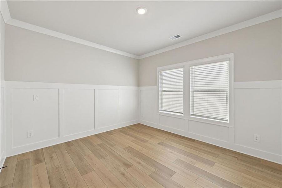 Spacious, unfurnished interior of a new home in Vines at Mill Creek - Estate Series, Braselton (Image 55).