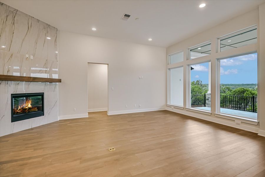 Representative unfurnished interior of a home built from the Sapphire by Giddens Homes in Riverstone, Georgetown (Image 83).