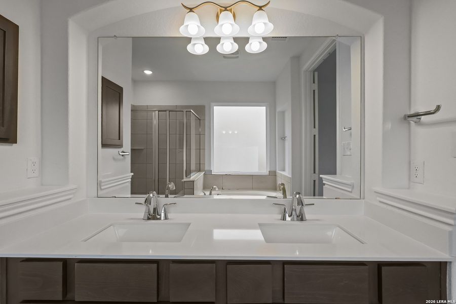 Furnished interior view inside a new home in Homestead, Schertz (Image 17).