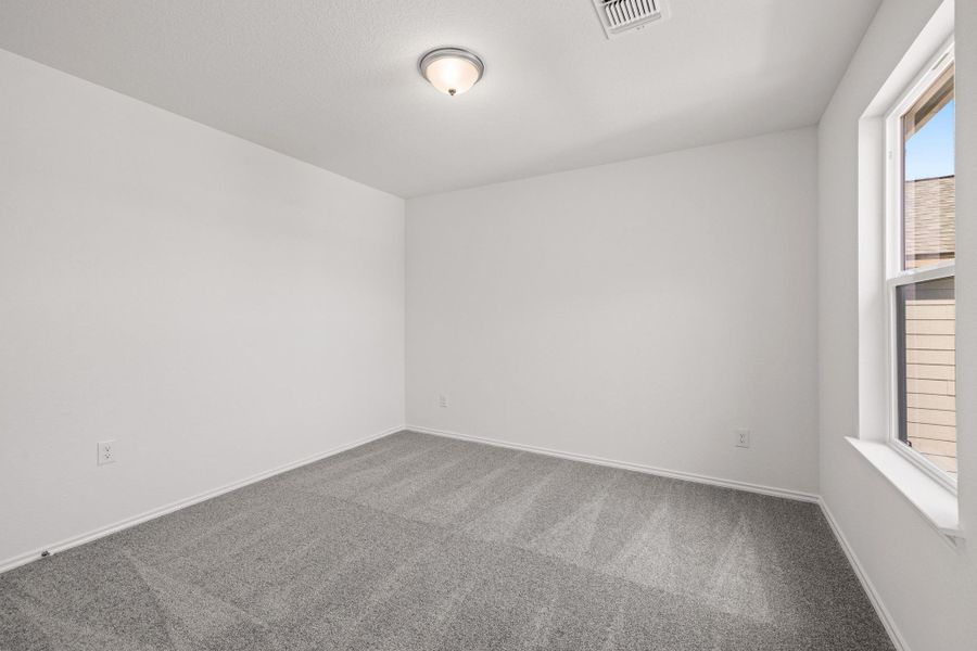 Spacious, unfurnished interior of a new home in Sonterra - Cool Water, Jarrell (Image 15).