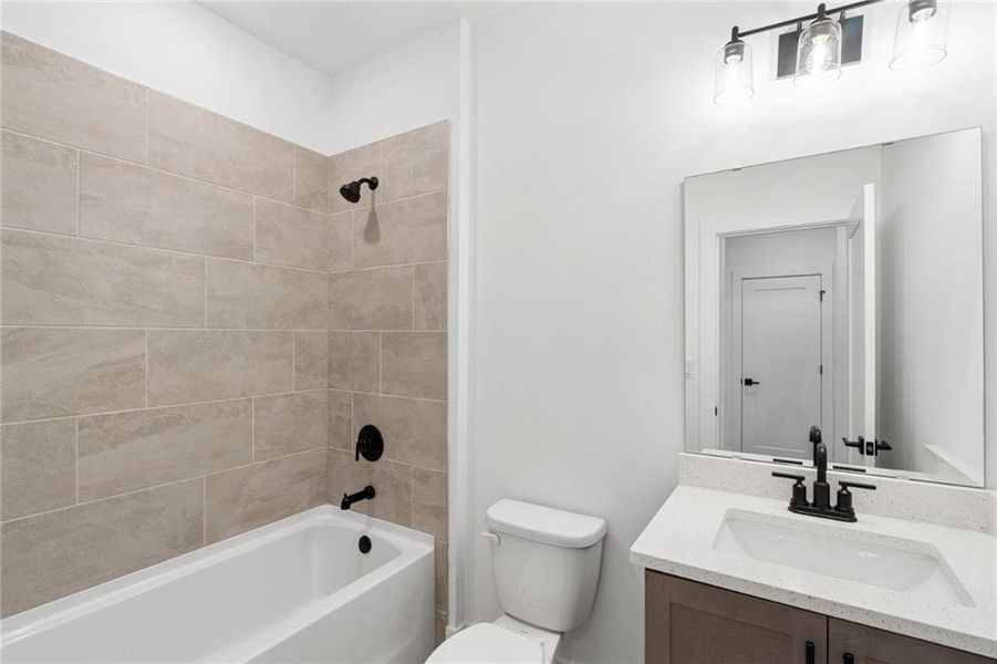Furnished interior view inside a new home in Celesta, Scottdale (Image 10).