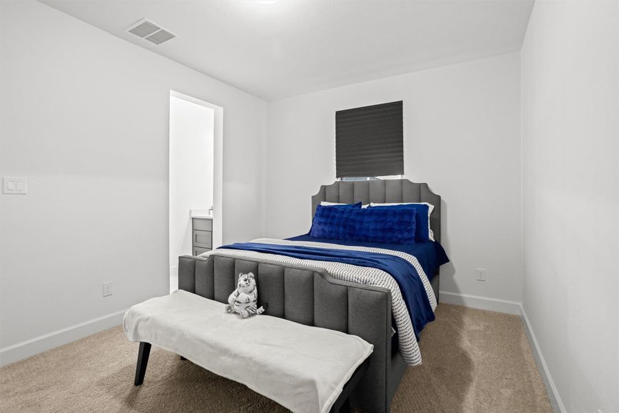 Additional upstairs bedroom