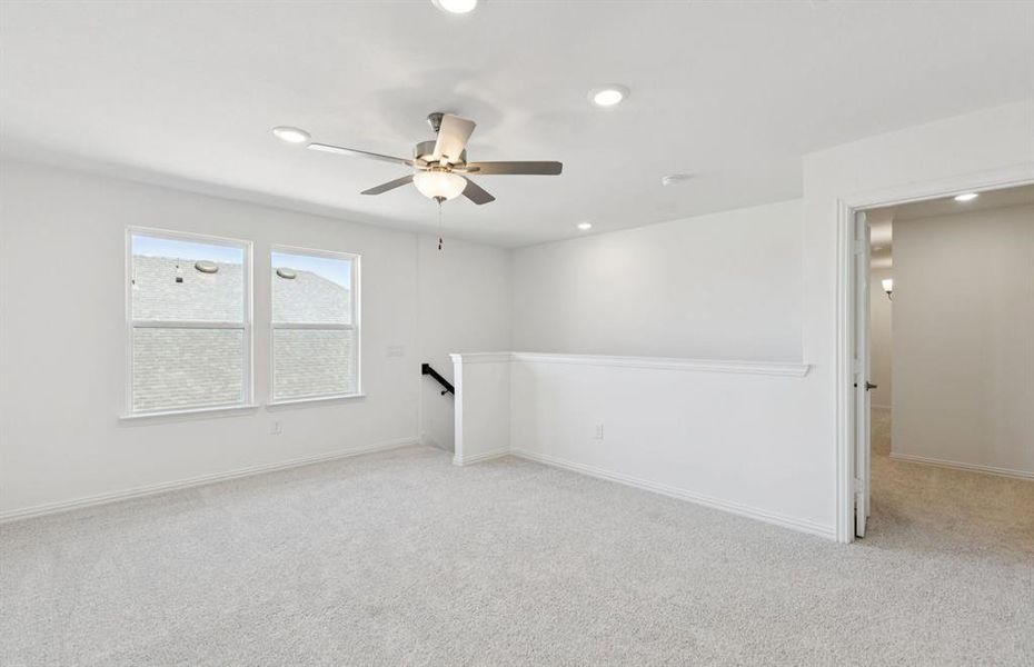 Spacious game room on second level