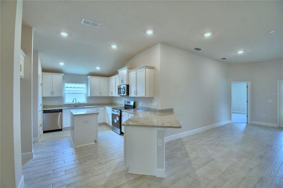Furnished interior view inside a new home in Lake Juliana Estates, Auburndale (Image 14). Furnished interior view inside a new home in Lake Juliana Estates, Auburndale (Image 14).